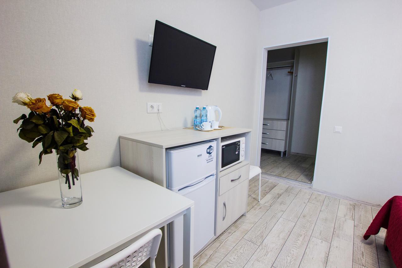 East Residence White Kiew Exterior foto